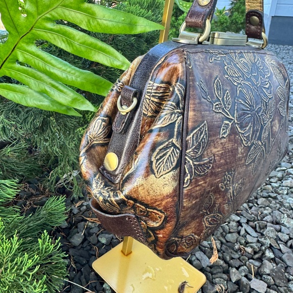 Patricia Nash Vintage Tooled Leather Doctor Bag Burnished Floral Frame Satchel - Picture 6 of 13